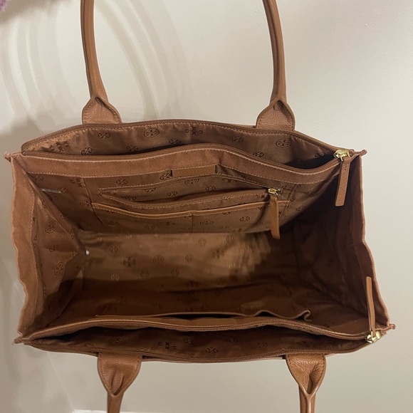 Tory Burch Tote Bag - Picture 4 of 12